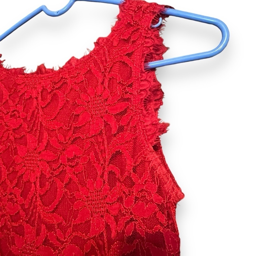 Jump Apparel Red Lace Overlay Sheath Fringe Dress - Picture 4 of 5